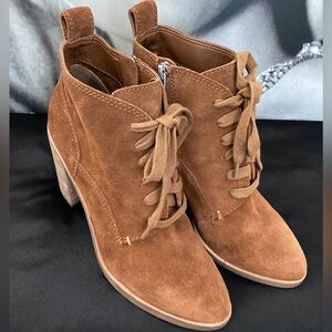 Dolce Vita Boots Women’s Size 8, Chestnut Brown NWOT